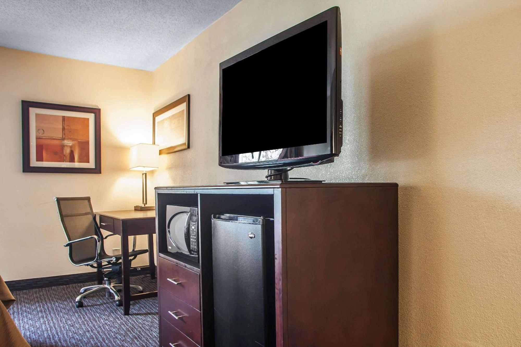 Comfort Inn Feasterville - Trevose Eksteriør billede