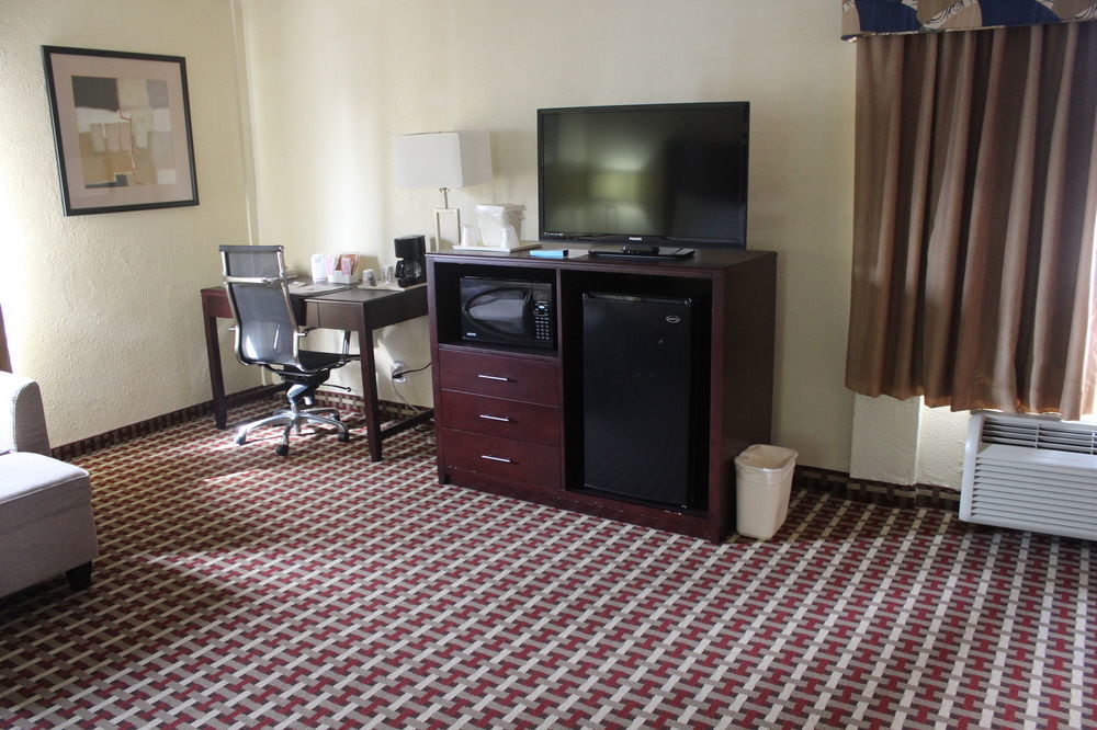 Comfort Inn Feasterville - Trevose Eksteriør billede